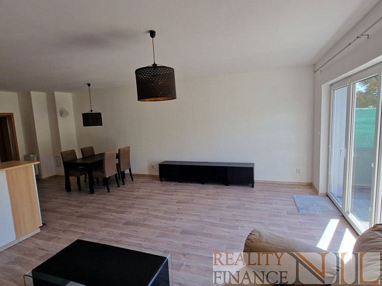 Pronájem rodinného domu 135 m², pozemek 160 m² - foto 4