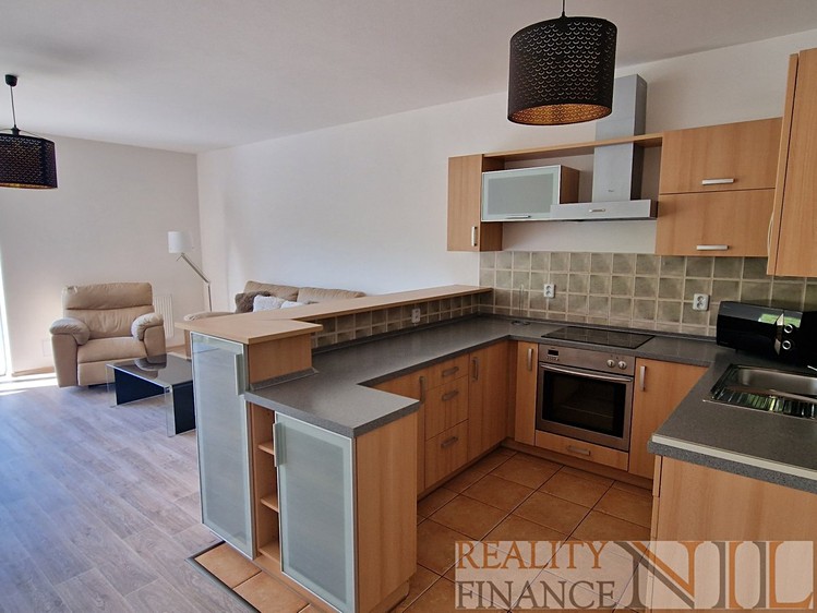 Pronájem rodinného domu 135 m², pozemek 160 m² - foto 3