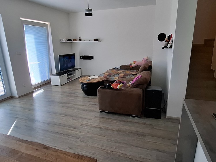 Pronájem rodinného domu 135 m², pozemek 382 m² - foto 7