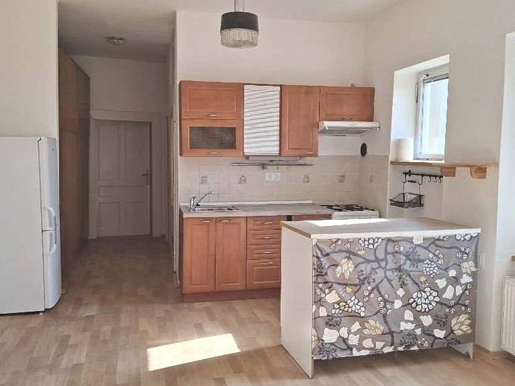 Pronájem rodinného domu 75 m², pozemek 439 m² - foto 4