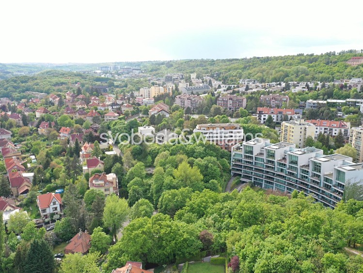 Prodej stavebního pozemku 648 m² - foto 6