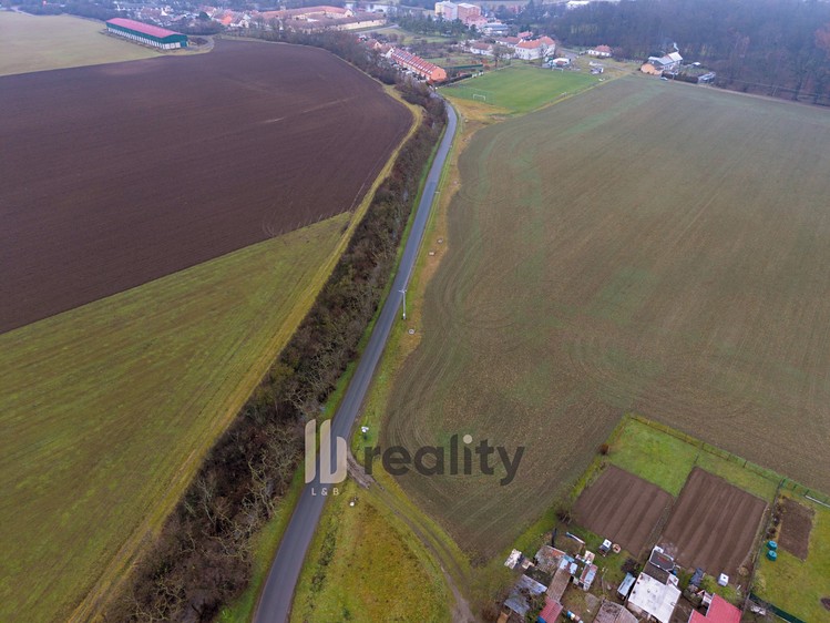 Prodej  stavebního pozemku 752 m² - foto 3