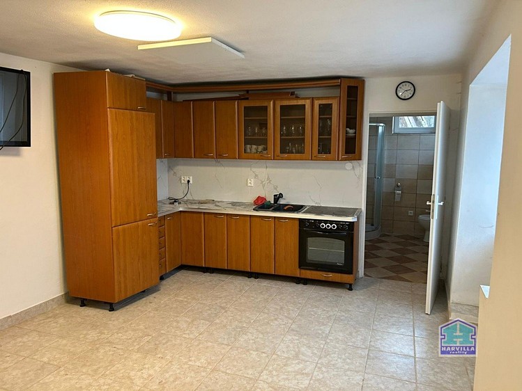 Pronájem rodinného domu 98 m², pozemek 419 m² - foto 4