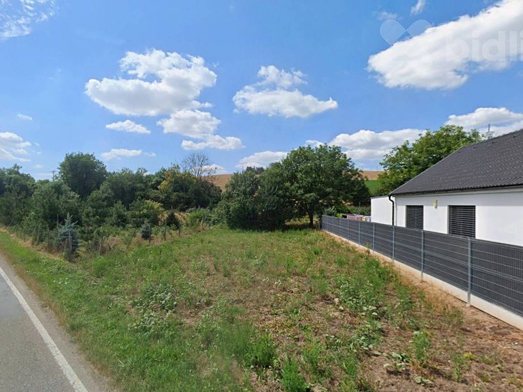 Prodej  stavebního pozemku 670 m² - foto 4