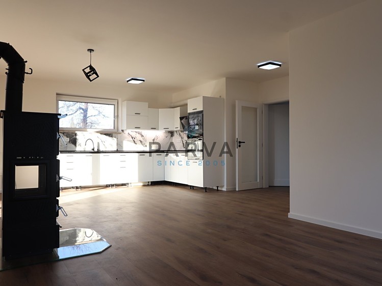 Pronájem rodinného domu 85 m², pozemek 423 m² - foto 4