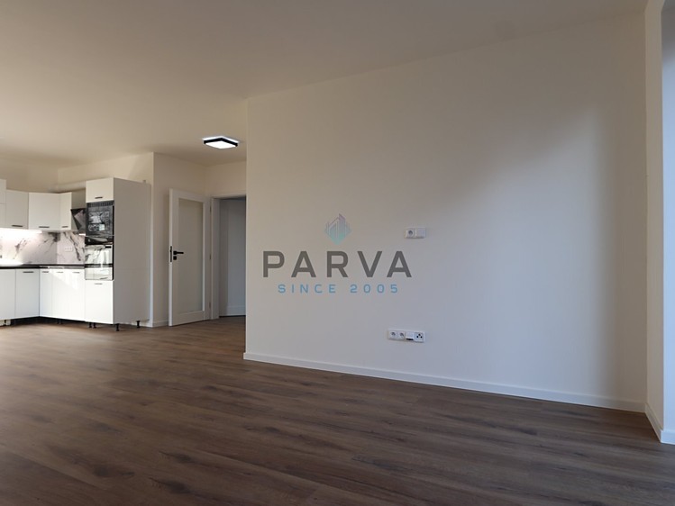Pronájem rodinného domu 85 m², pozemek 423 m² - foto 5