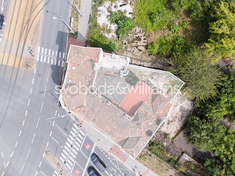 Prodej stavebního pozemku 422 m² - foto 1