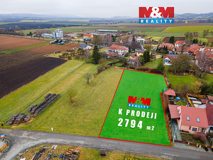 Prodej stavebního pozemku 2 794 m² - foto 1