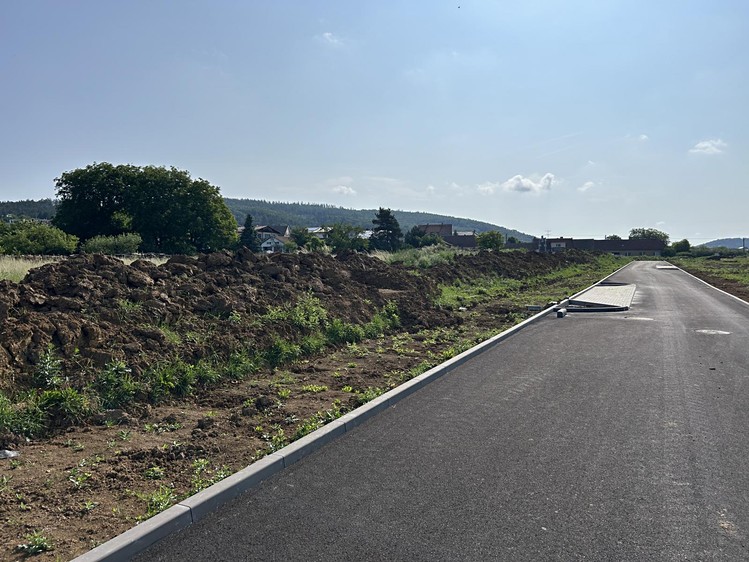 Prodej  stavebního pozemku 900 m² - foto 6