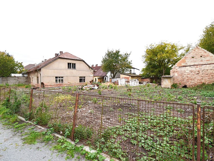Prodej stavebního pozemku 1 275 m² - foto 5