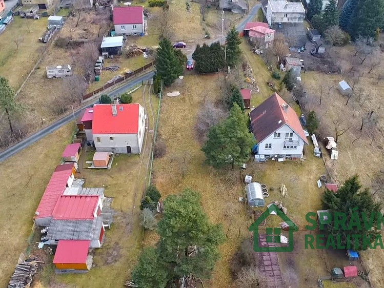 Prodej  stavebního pozemku 2 080 m² - foto 6