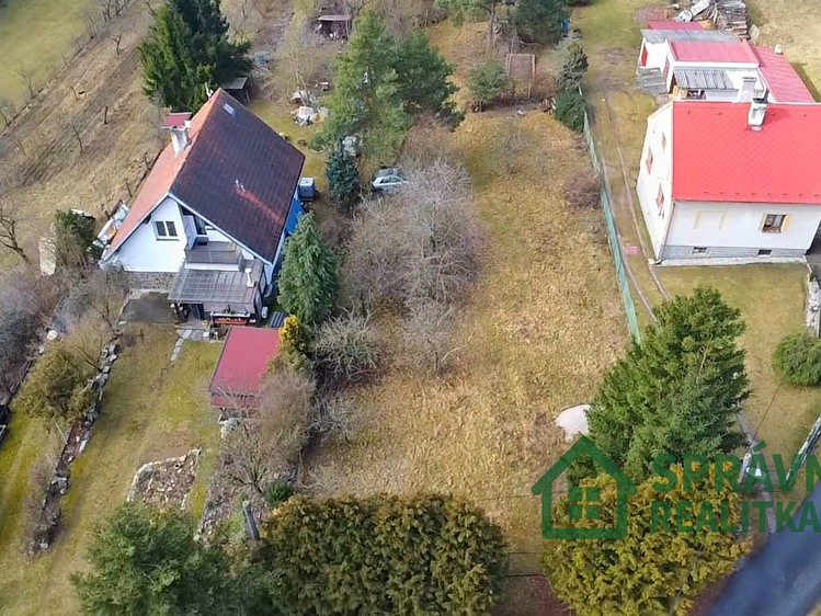 Prodej  stavebního pozemku 2 080 m² - foto 5