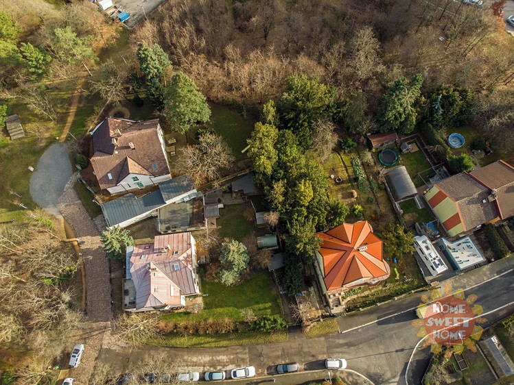 Prodej stavebního pozemku 389 m² - foto 2