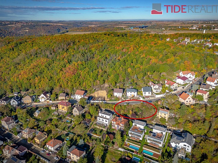 Prodej stavebního pozemku 534 m² - foto 2