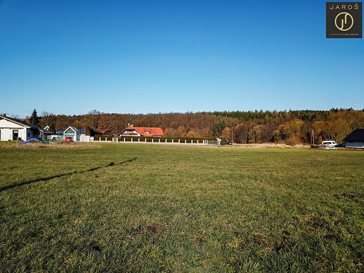 Prodej stavebního pozemku 2 834 m² - foto 4