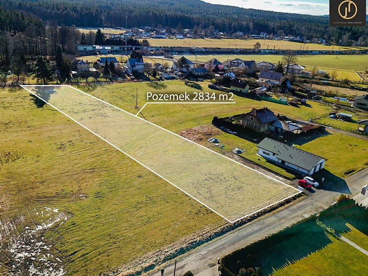 Prodej stavebního pozemku 2 834 m² - foto 1