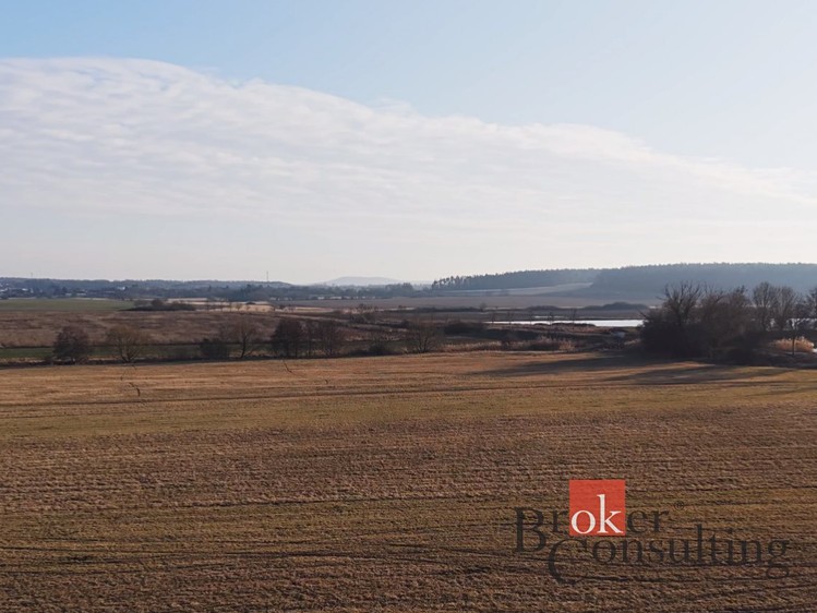 Prodej  stavebního pozemku 12 377 m² - foto 3