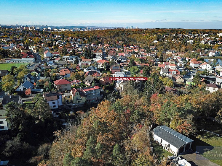 Prodej stavebního pozemku 934 m² - foto 6