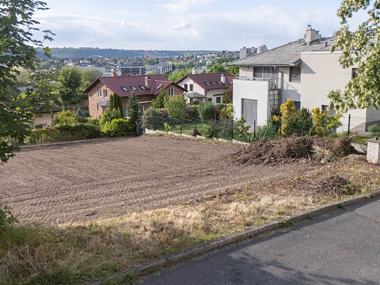 Prodej stavebního pozemku 753 m² - foto 5