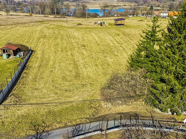 Prodej stavebního pozemku 1 798 m² - foto 6
