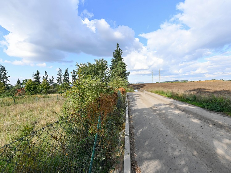 Prodej  stavebního pozemku 15 141 m² - foto 6