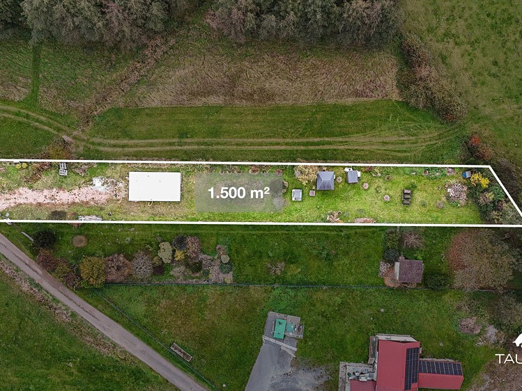 Prodej stavebního pozemku 1 500 m² - foto 2