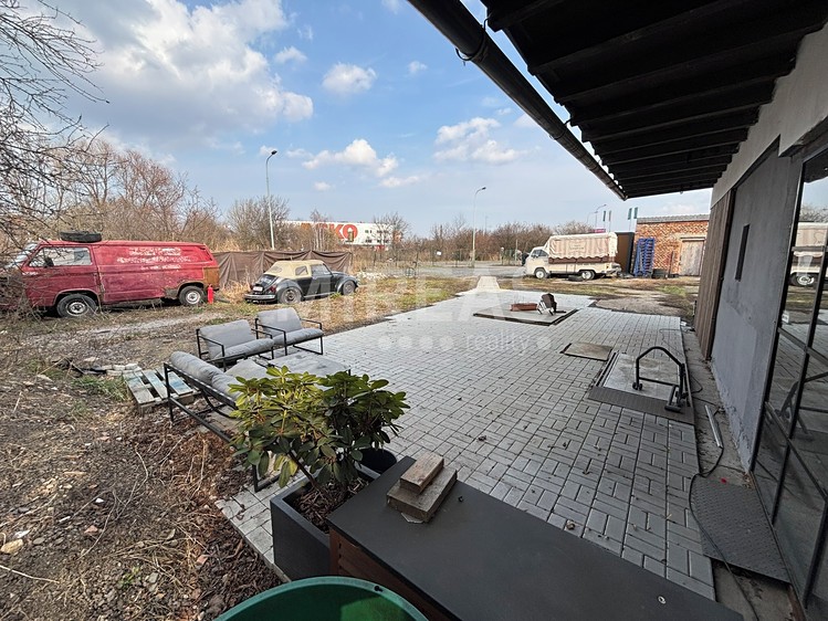 Pronájem komerčního pozemku 900 m² - foto 4