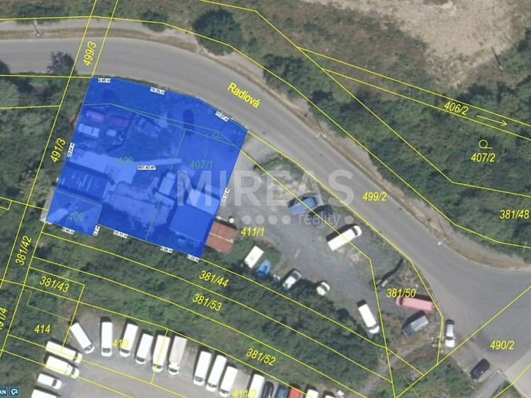 Pronájem komerčního pozemku 900 m² - foto 1