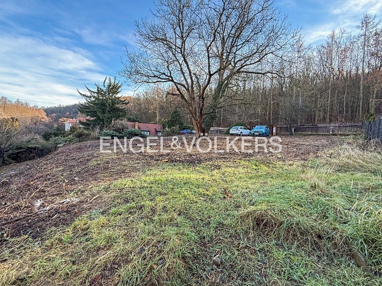 Pronájem komerčního pozemku 1 200 m² - foto 1