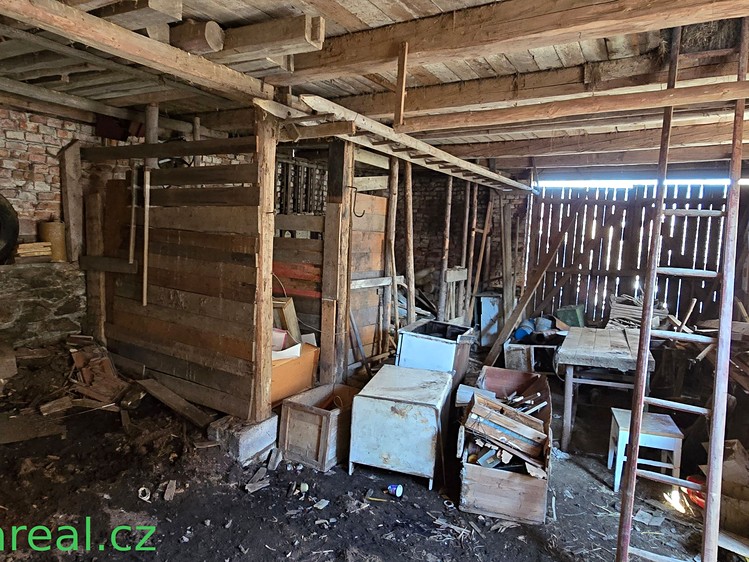 Prodej stavebního pozemku 235 m² - foto 4
