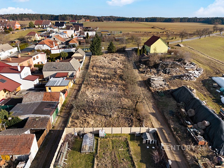 Prodej stavebního pozemku 1 601 m² - foto 6