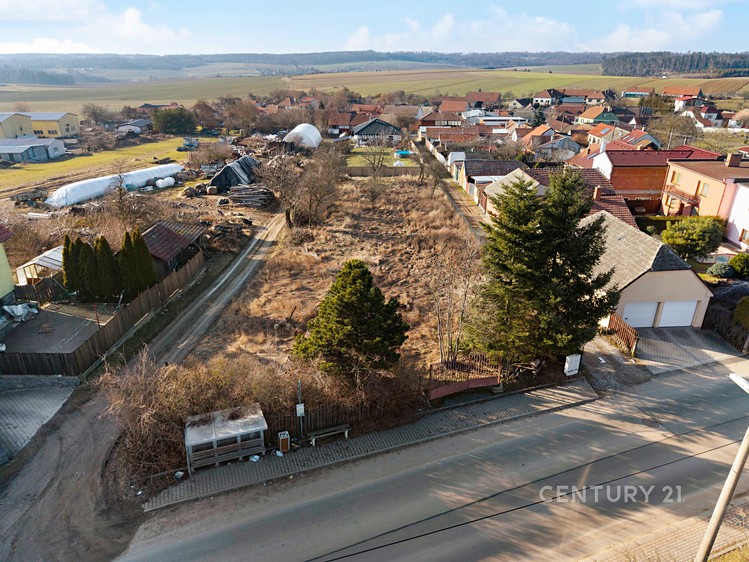 Prodej stavebního pozemku 750 m² - foto 7