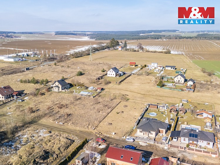 Prodej stavebního pozemku 900 m² - foto 4