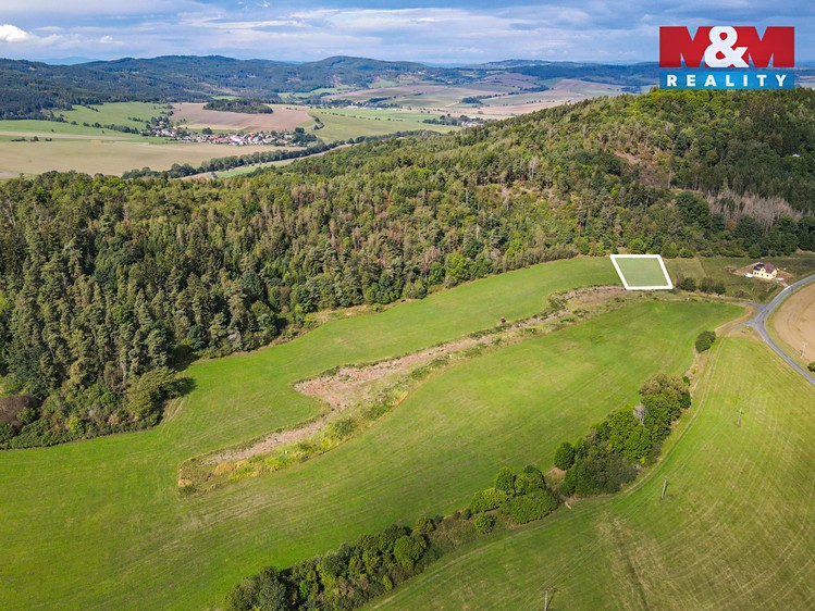 Prodej stavebního pozemku 1 607 m² - foto 2