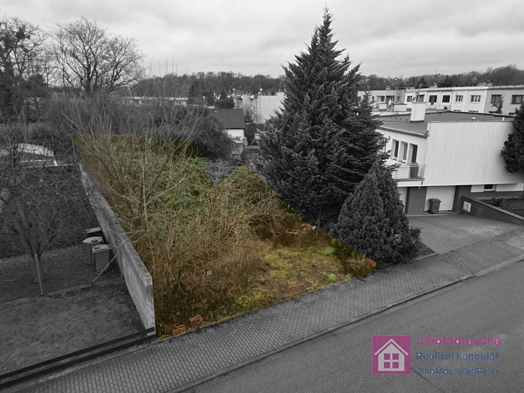Pronájem  stavebního pozemku 290 m² - foto 7