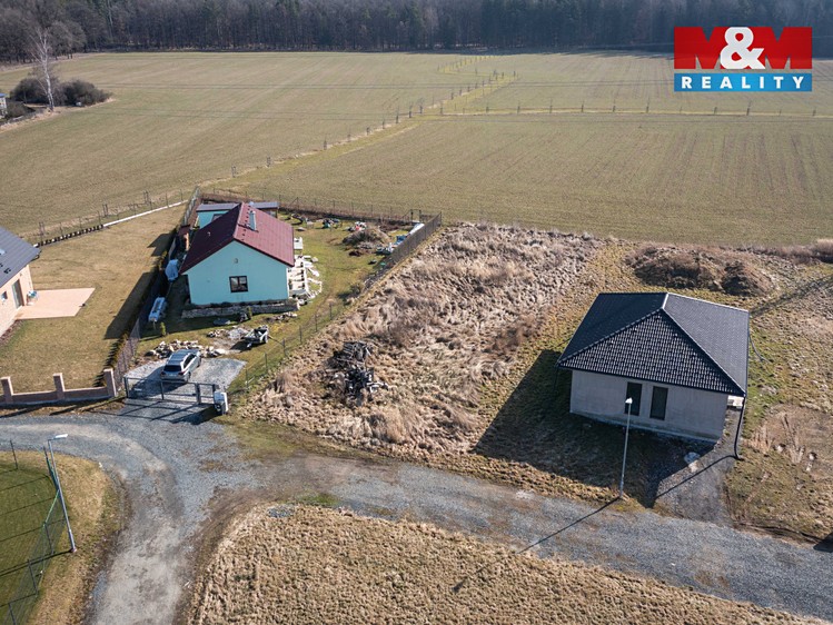 Prodej stavebního pozemku 806 m² - foto 5