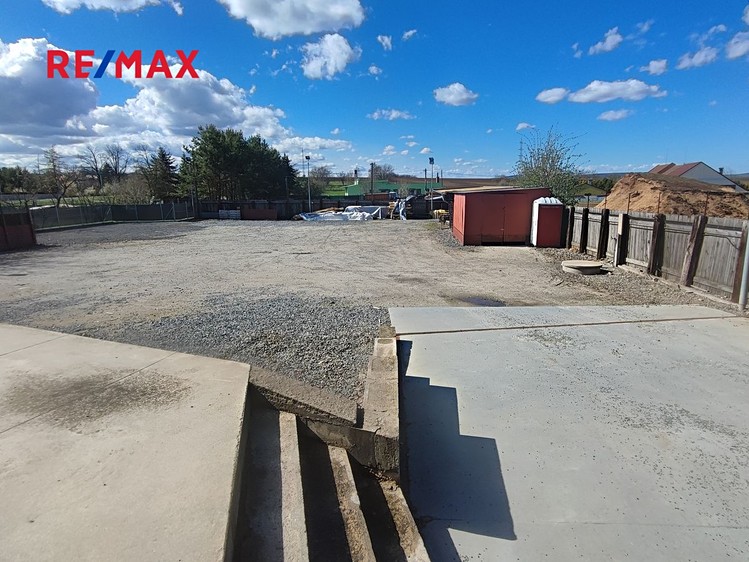 Pronájem  komerčního pozemku 1 553 m² - foto 3