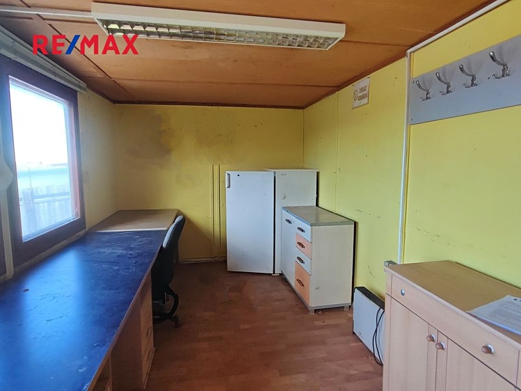 Pronájem  komerčního pozemku 1 553 m² - foto 7