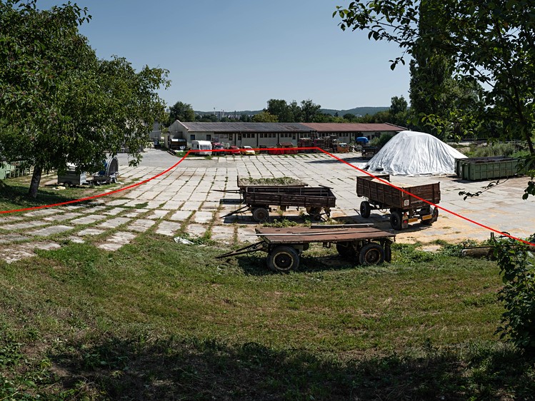 Pronájem komerčního pozemku 1 597 m² - foto 2