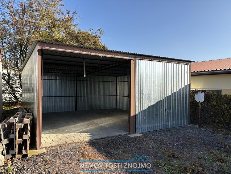 Pronájem  komerčního pozemku 600 m² - foto 4