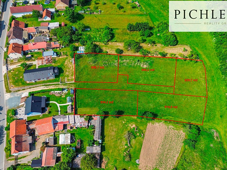 Prodej stavebního pozemku 918 m² - foto 4