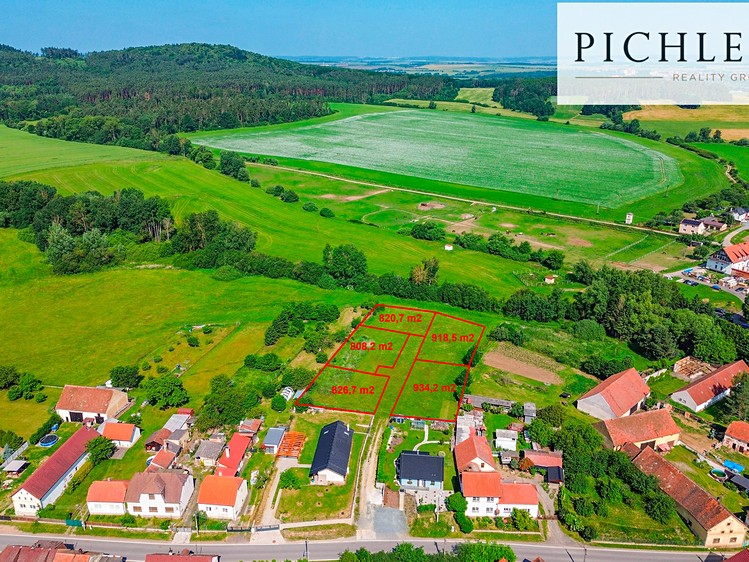 Prodej stavebního pozemku 918 m² - foto 5