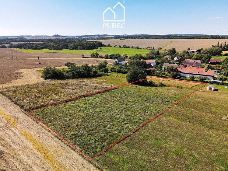Prodej stavebního pozemku 3 708 m² - foto 2