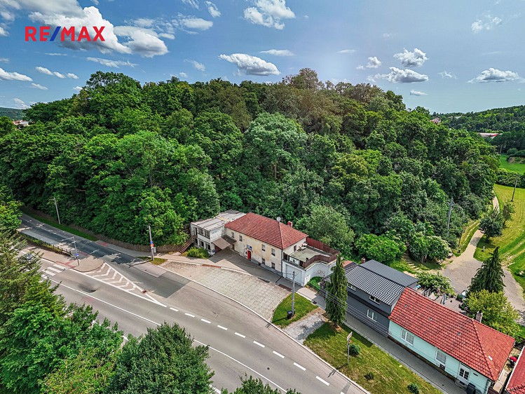 Prodej obchodního prostoru 394 m² - foto 4