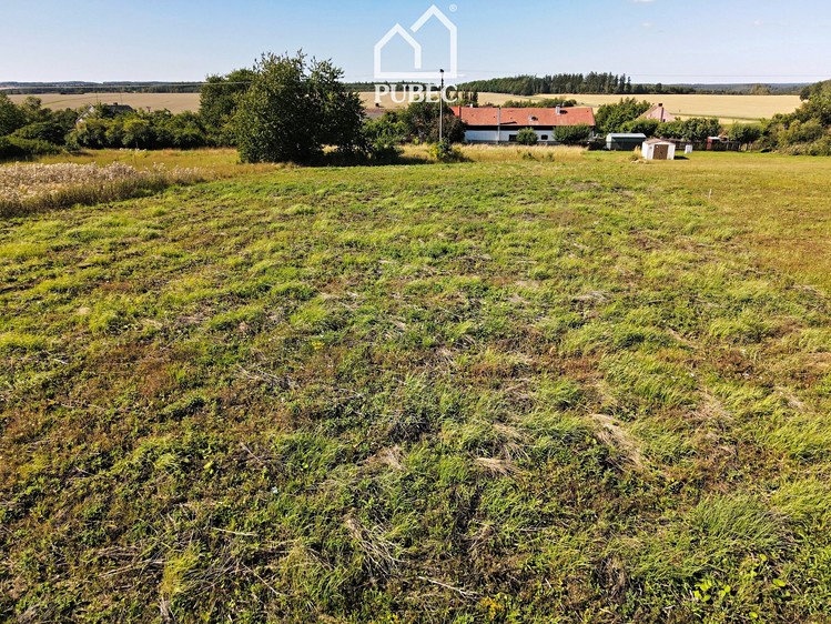 Prodej stavebního pozemku 3 708 m² - foto 5