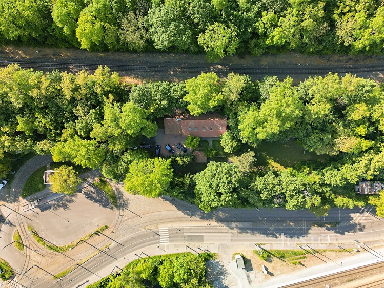 Prodej kanceláře 250 m² - foto 4