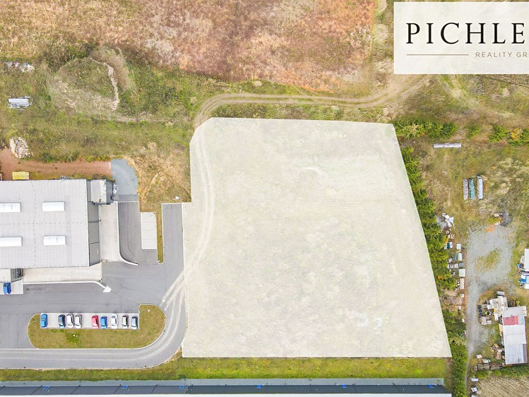 Pronájem komerčního pozemku 4 866 m² - foto 1
