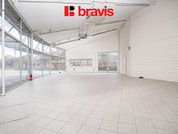 Prodej obchodního prostoru 600 m² - foto 3