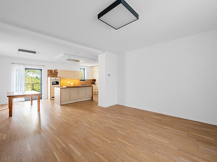 Pronájem kanceláře 338 m² - foto 4