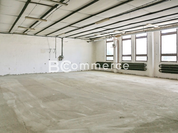 Prodej výrobní haly, prostoru 1 050 m² - foto 2